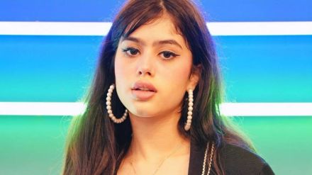 riva arora video, riva arora uri, riva arora movies, riva arora karan kundra, riva arora instagram, riva arora and karan kundra video, riva arora age, riva arora, karan kundrra, karan kundra and riva arora, रीवा अरोरा, मीका सिंग, करण कुंद्रा