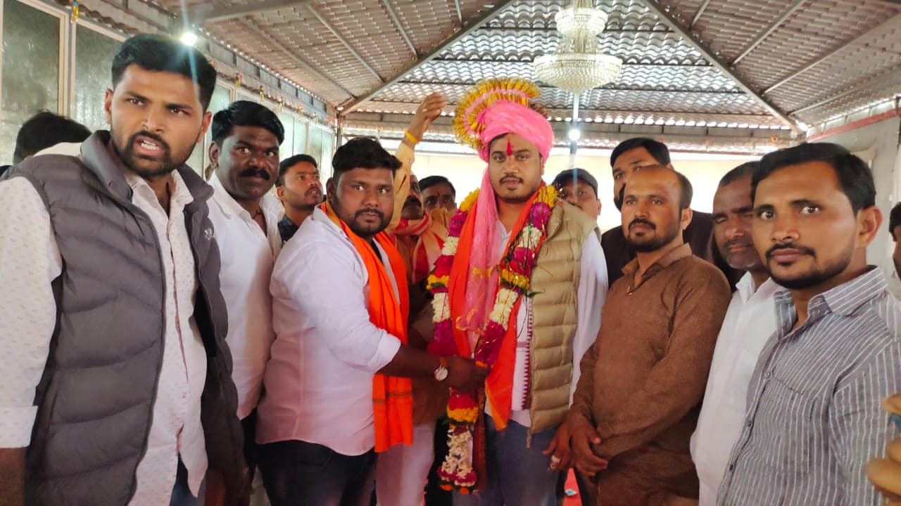 rohit pawar 16