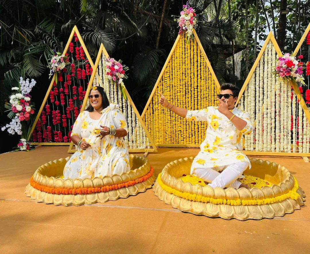 vanita kharat sumit londhe haldi ceremony