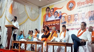 Chandrakant Khaire criticized Devendra Fadnavis