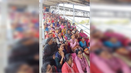 102 domestic workers women in Chandrapur to visit Vaishno Devi 102 domestic workers women in Chandrapur to visit Vaishno Devi