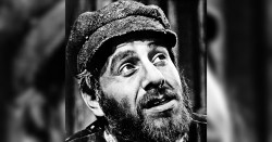 व्यक्तिवेध: हाइम टोपोल