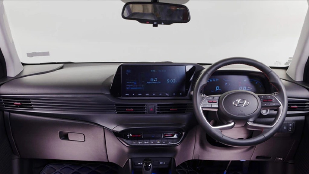 hyundai decrease thr price of i20 sportz model hyundai decrease thr price of i20 sportz model