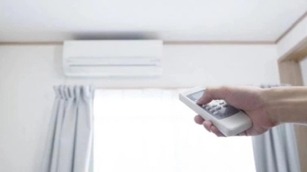 diffrence between inverter ac v smart ac