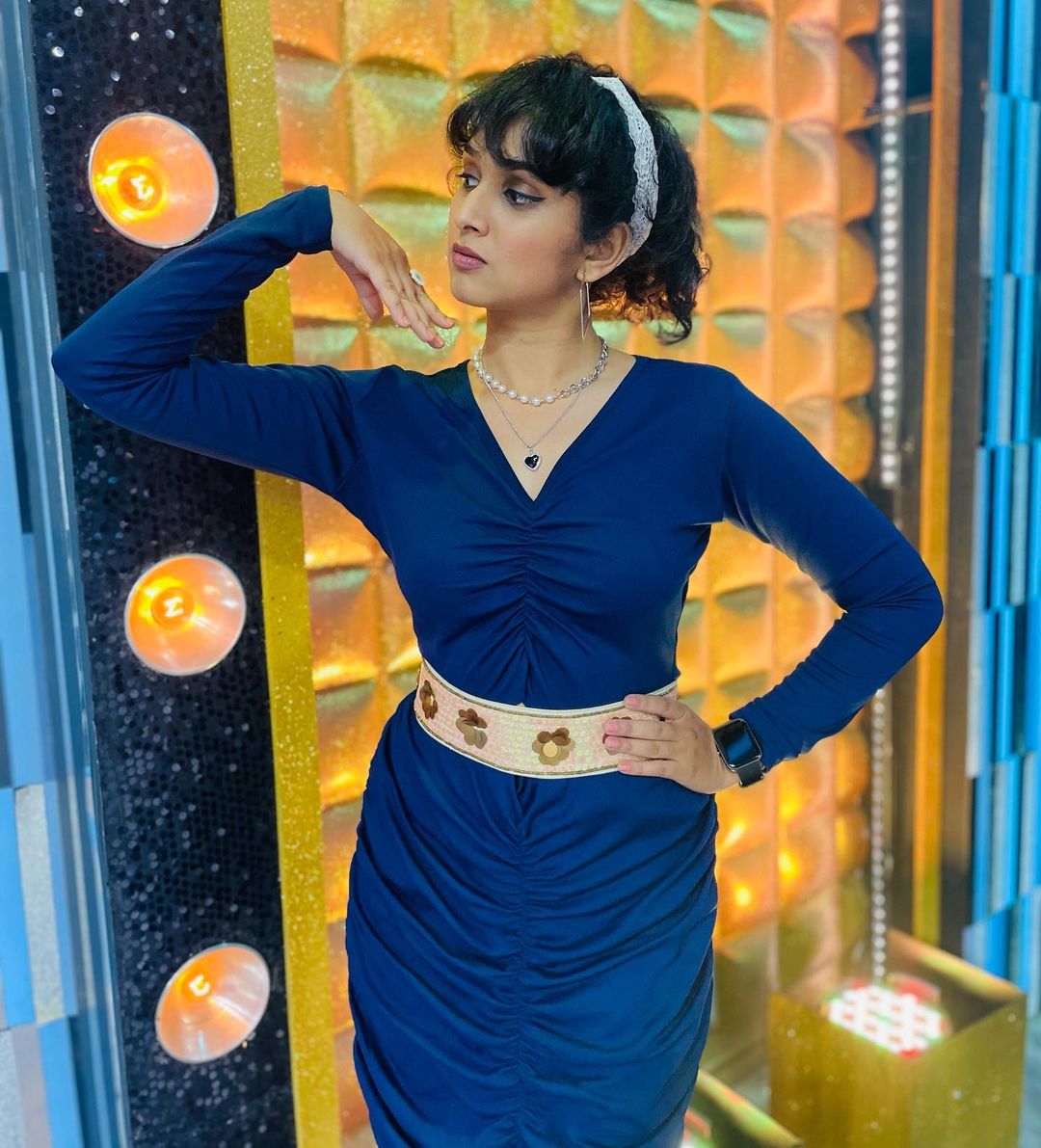 Priyadarshini Indalkar 7