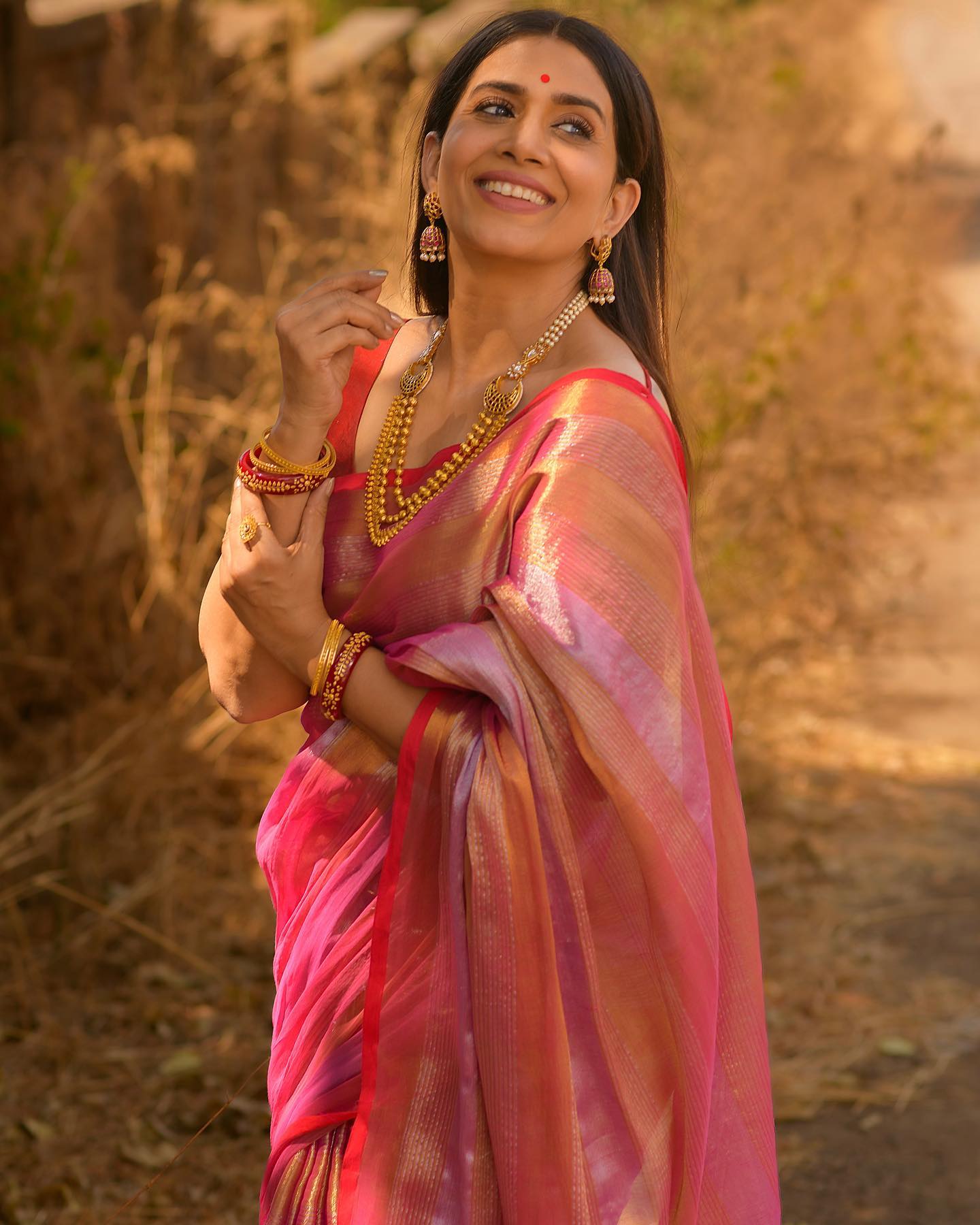Sonali Kulkarni 