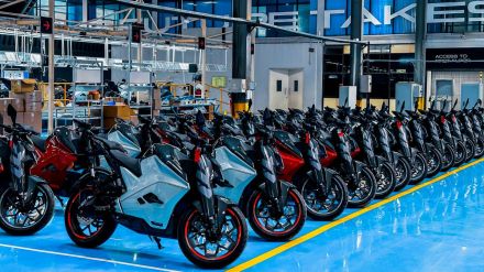 Ultraviolette F77 electric motorcycle deliveries begin