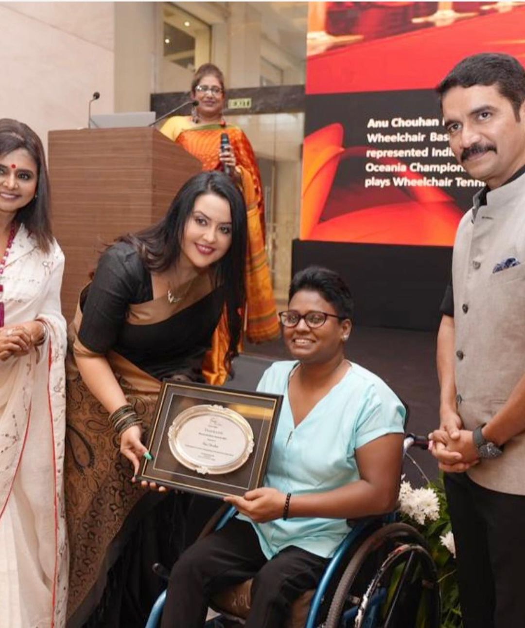 amruta fadnavis photos