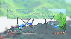 अन्वयार्थ: वाळू स्वस्त होणार का?