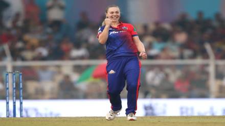 Tara Norris took five wickets in DCW vs RCBW match
