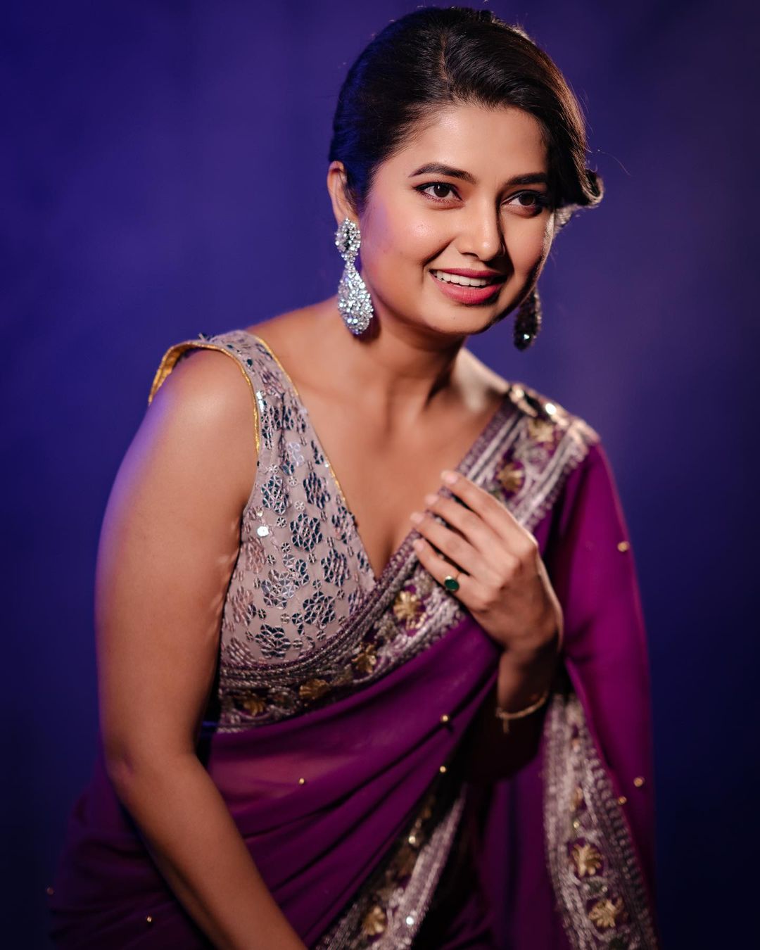 prajakta mali 6