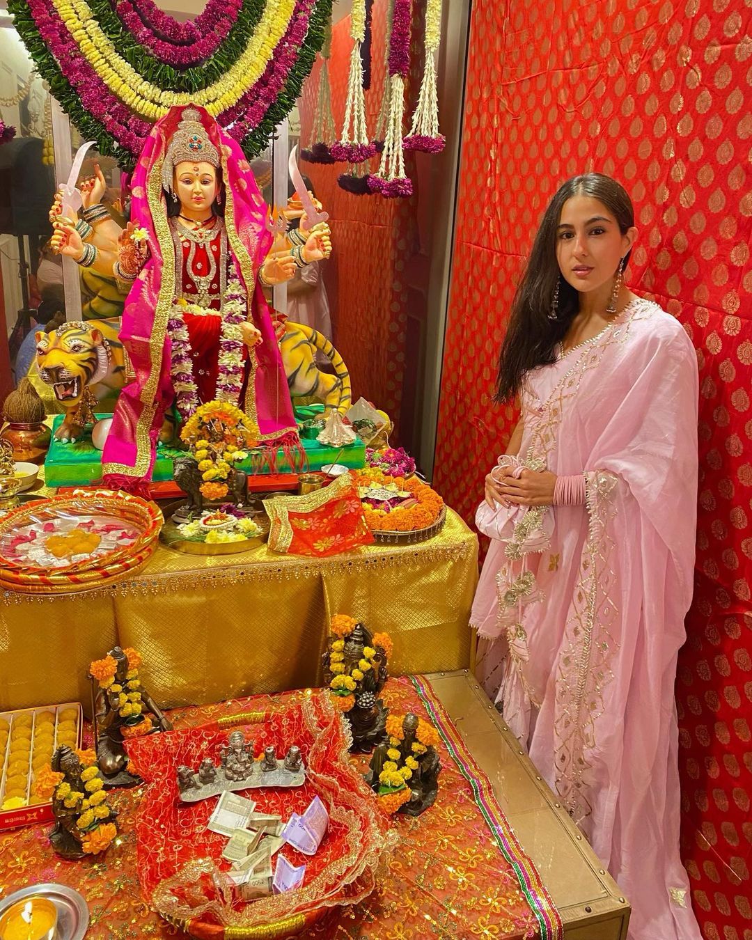 sara ali khan 15
