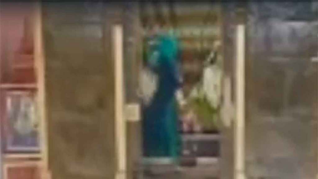 woman stole the goddess s necklace in ambernath