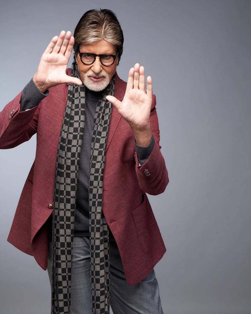 Amitabh Bachchan Muslim Role Shocking Revelation says Did Not Let Water Touch Face For Seven Days Saat Hindustani Movie