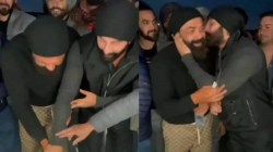 Video : आनंदाच्या भरात रणबीर कपूरने सगळ्यांसमोर घेतले बॉबी देओलचे चुंबन; म्हणाला, “तू…”