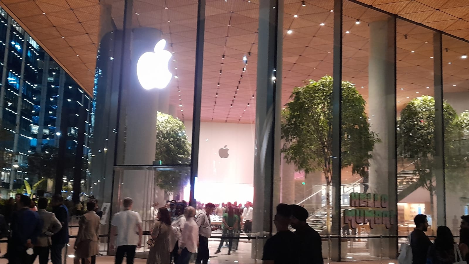 Apple First Retail Store in BKC Mumbai India