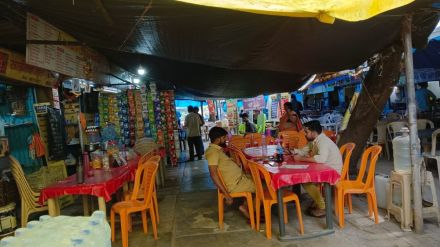Illegal hawkers in navi mumbai