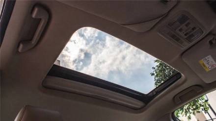 sunroof feature car
