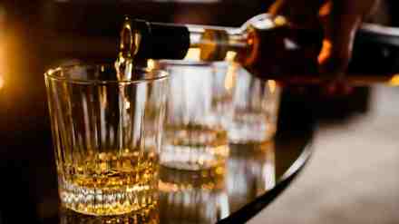 why does not alcohol freeze in the fridge