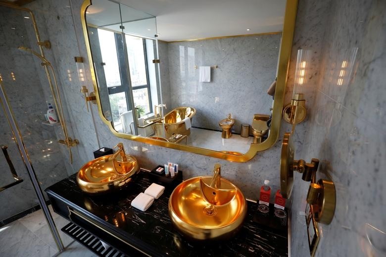 Vietnam golden hotel 12