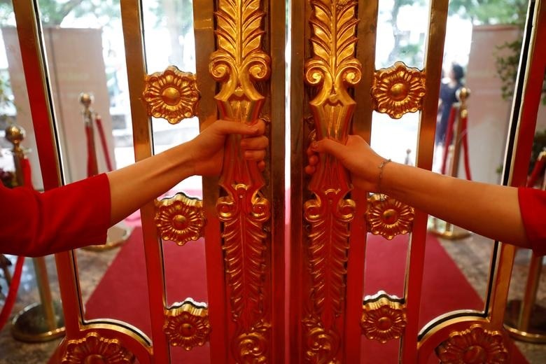 Vietnam golden hotel 3