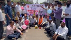 चंद्रपुरात पंतप्रधान मोदींच्या खोट्या आश्वासनांचा वाढदिवस साजरा; राष्ट्रवादी युवक काँग्रेसच्या अनोख्या आंदोलनाची सर्वत्र चर्चा