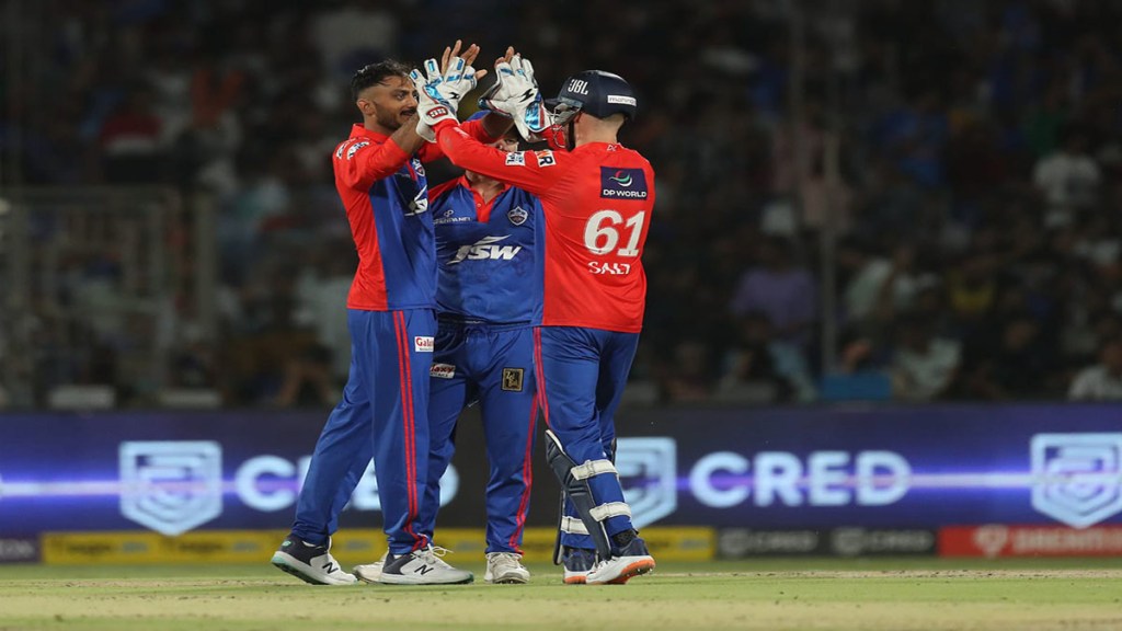 DC vs KKR Cricket Score: Kolkata gave Delhi a target of 128 runs Russell hit three consecutive sixes in the 20th over