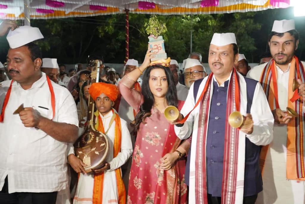 amruta fadnavis 13