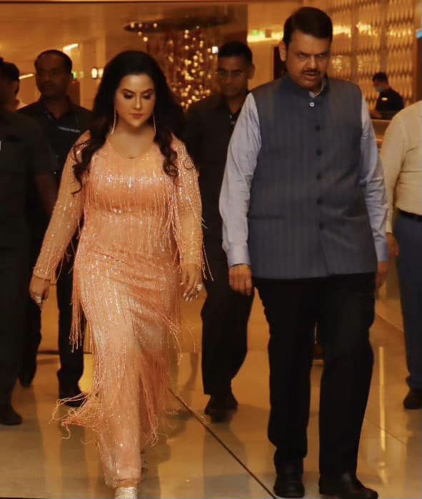 amruta fadnavis 22