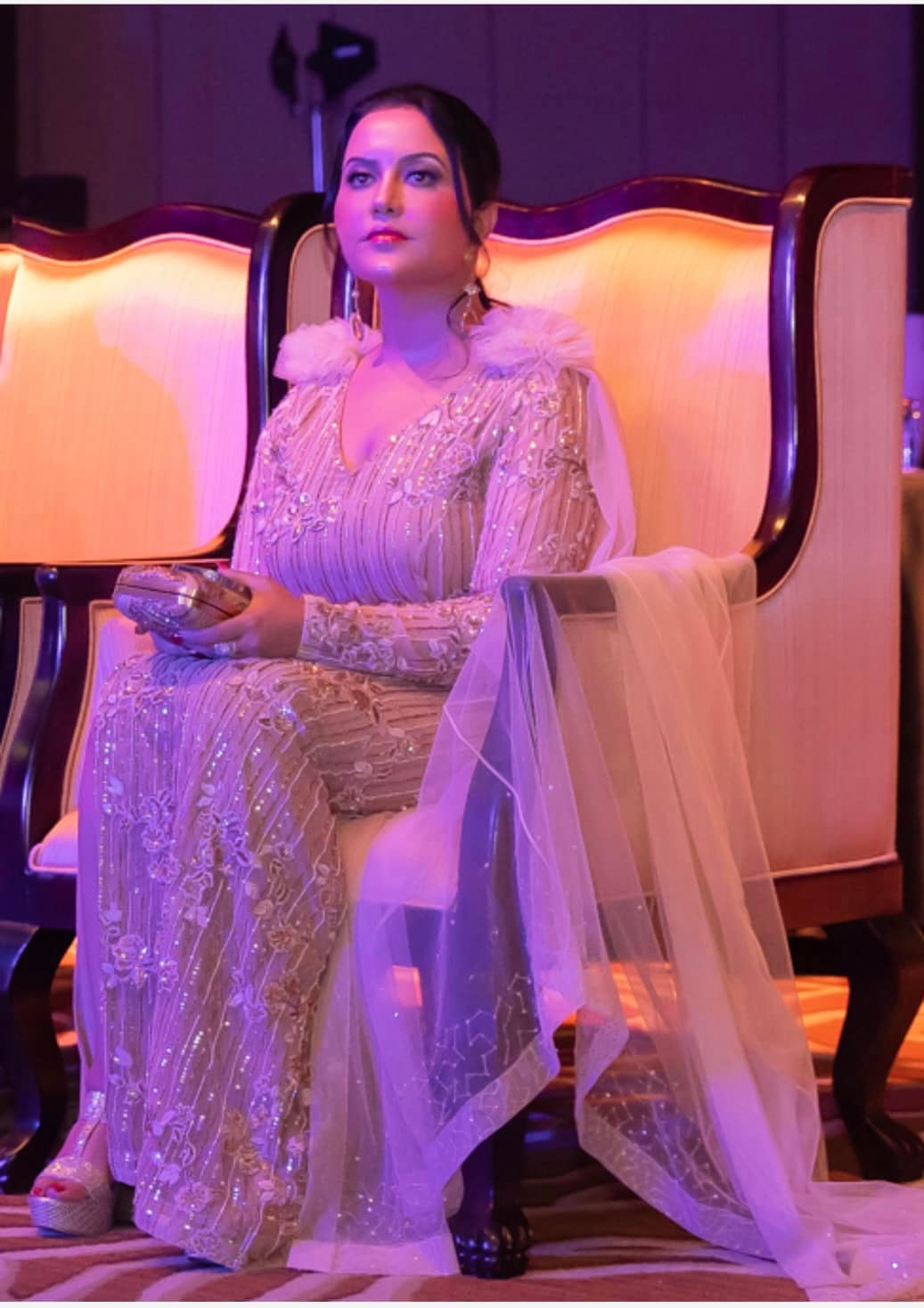 amruta fadnavis 30