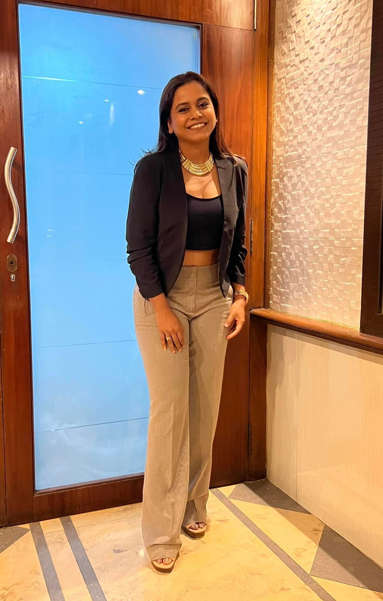hemangi kavi 17