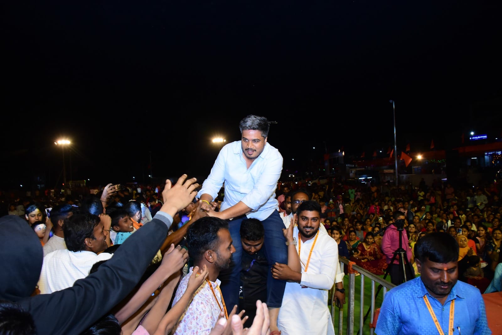 rohit pawar 17
