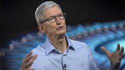 मुंबईत Appleच्या रिटेल स्टोअरचे उद्घाटन करणारे टिम कूक एका दिवसात किती कमावतात? आकडा पाहून व्हाल अवाक्