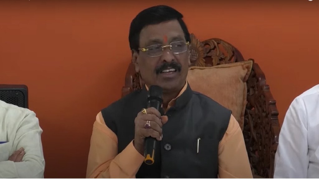 Lands owned by 224 migrants from Jammu to Delhi claims Vinayak Raut It is unfortunate for Maharashtra that