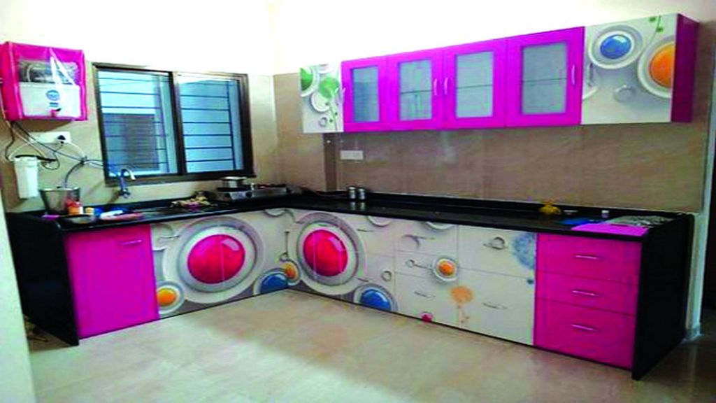 vr4 kitchen