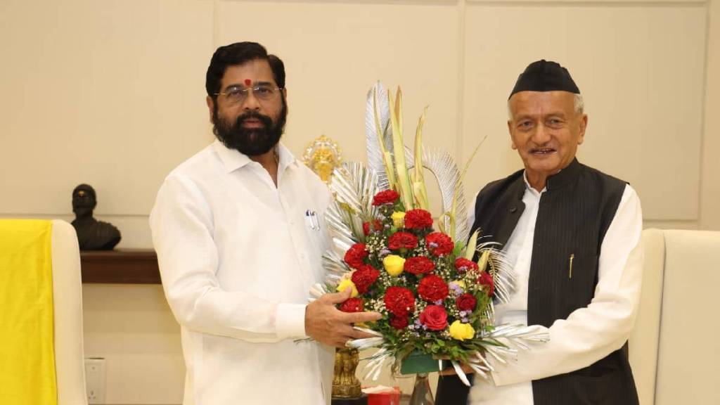 Bhagat Sing Koshayri Meets CM Eknath Shinde Bhagat Sing Koshayri Meets CM Eknath Shinde