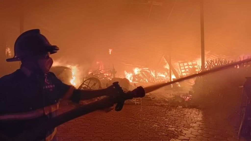 Fire in godown