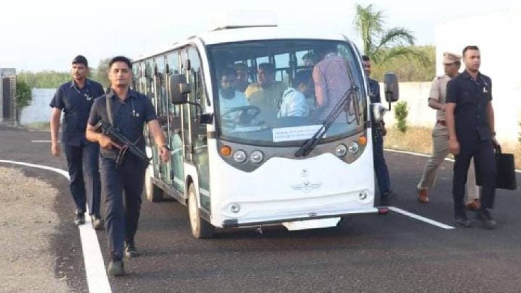 Nitin Gadkari visited Isapur