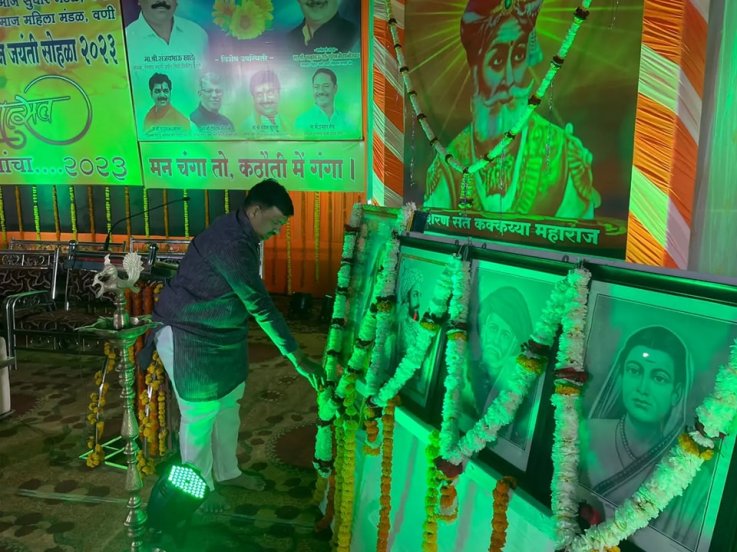 लोकसभेत आपल्या विविध भाषणाच्या माध्यमातून केंद्र सरकारच्या धोरणावर टीका , मतदारसंघाचे प्रश्न, विदर्भाचे मुद्दे त्यांनी लावून धरले. विविध पक्षात त्यांची मैत्री कायम होती. राष्ट्रवादी काँग्रेसचे राष्ट्रीय अध्यक्ष शरद पवार, केंद्रीय मंत्री नितीन गडकरी यांच्यासह अनेक नेत्यांशी त्यांचे जिव्हाळ्याचे संबंध होते. (फोटो - बाळू धानोरकर/फेसबूक)
