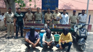 police destroyed fake liquor store dhule