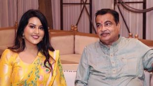 amruta fadnavis wish nitin gadkari