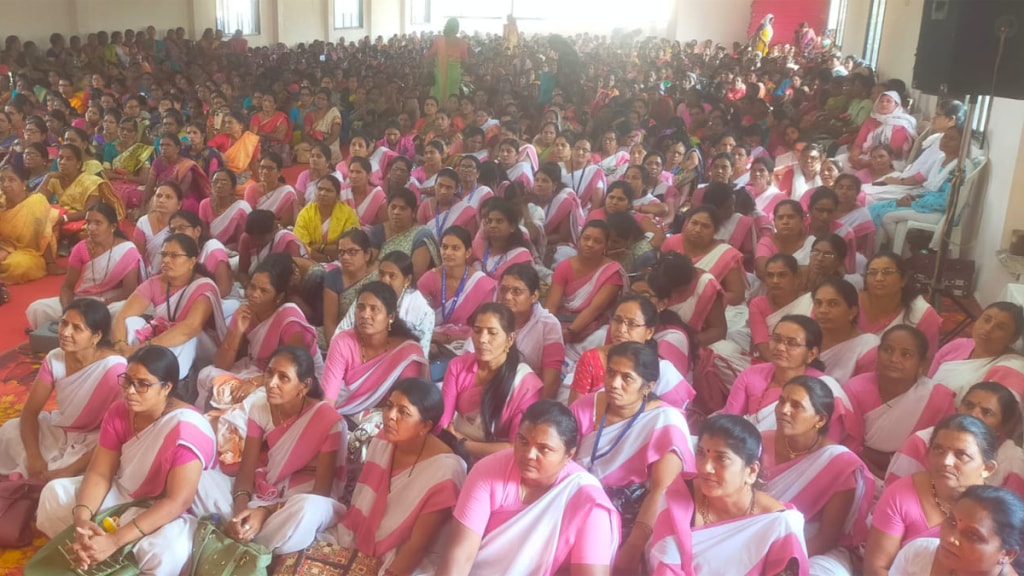 wardha health workers strike health minister demands wardha health workers strike health minister demands