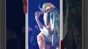 Narahari Ziraval danced with his wife on his shoulders