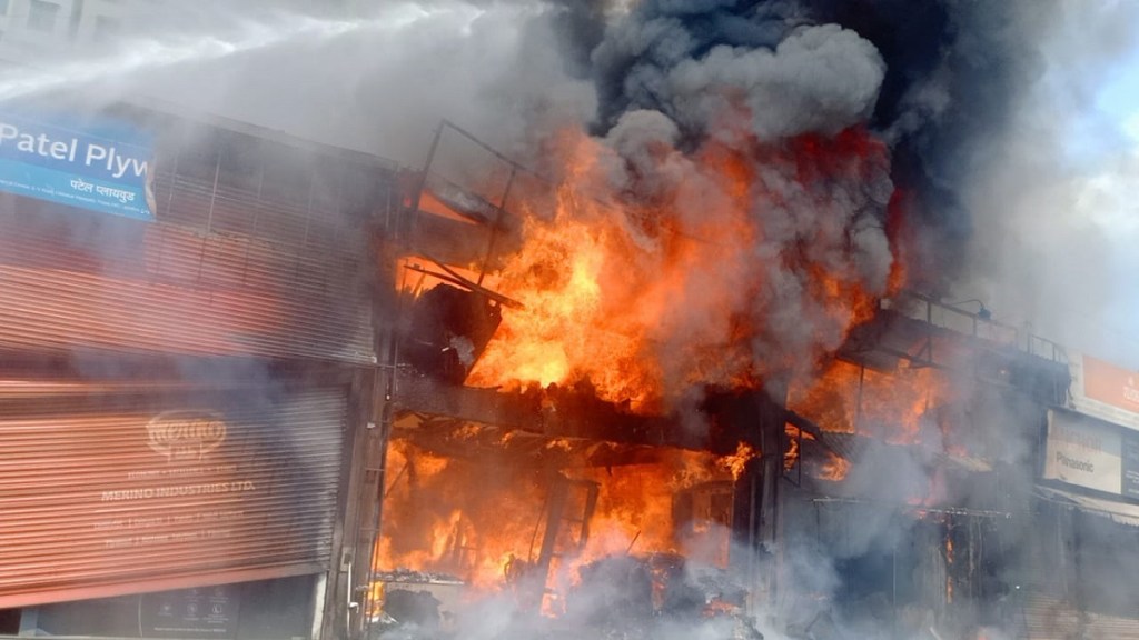 Massive fire near Titan Hospital