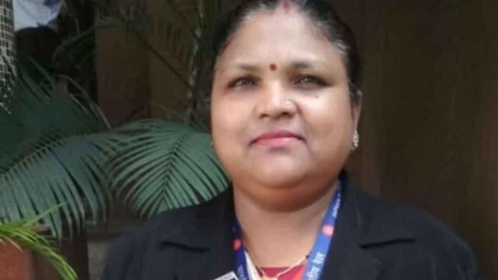 woman tc manisha chakne in pune division
