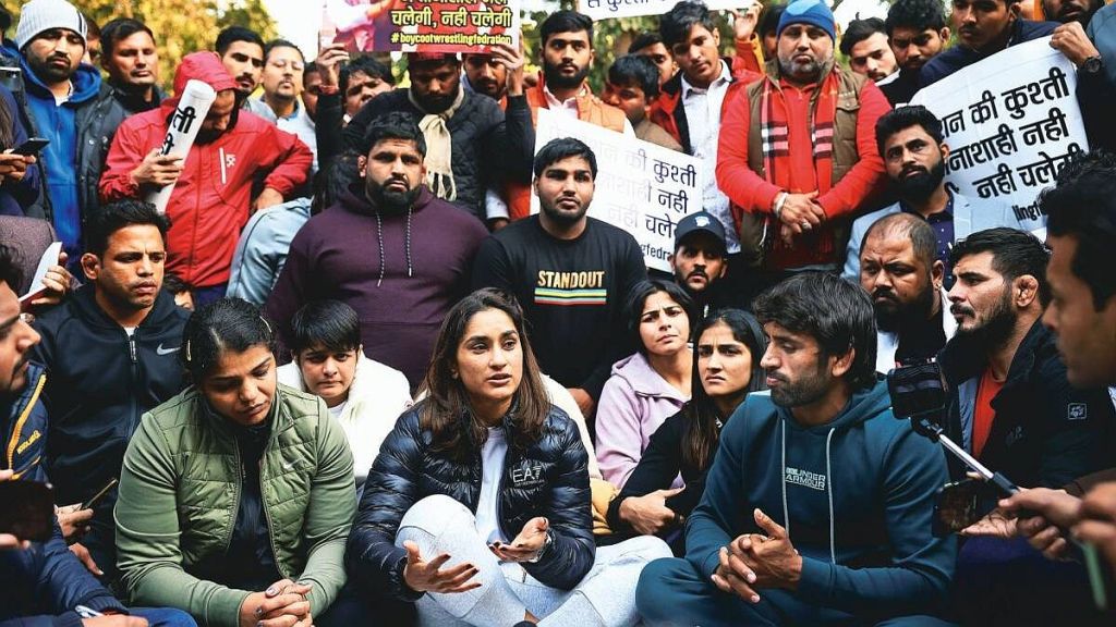 wrestliers protest