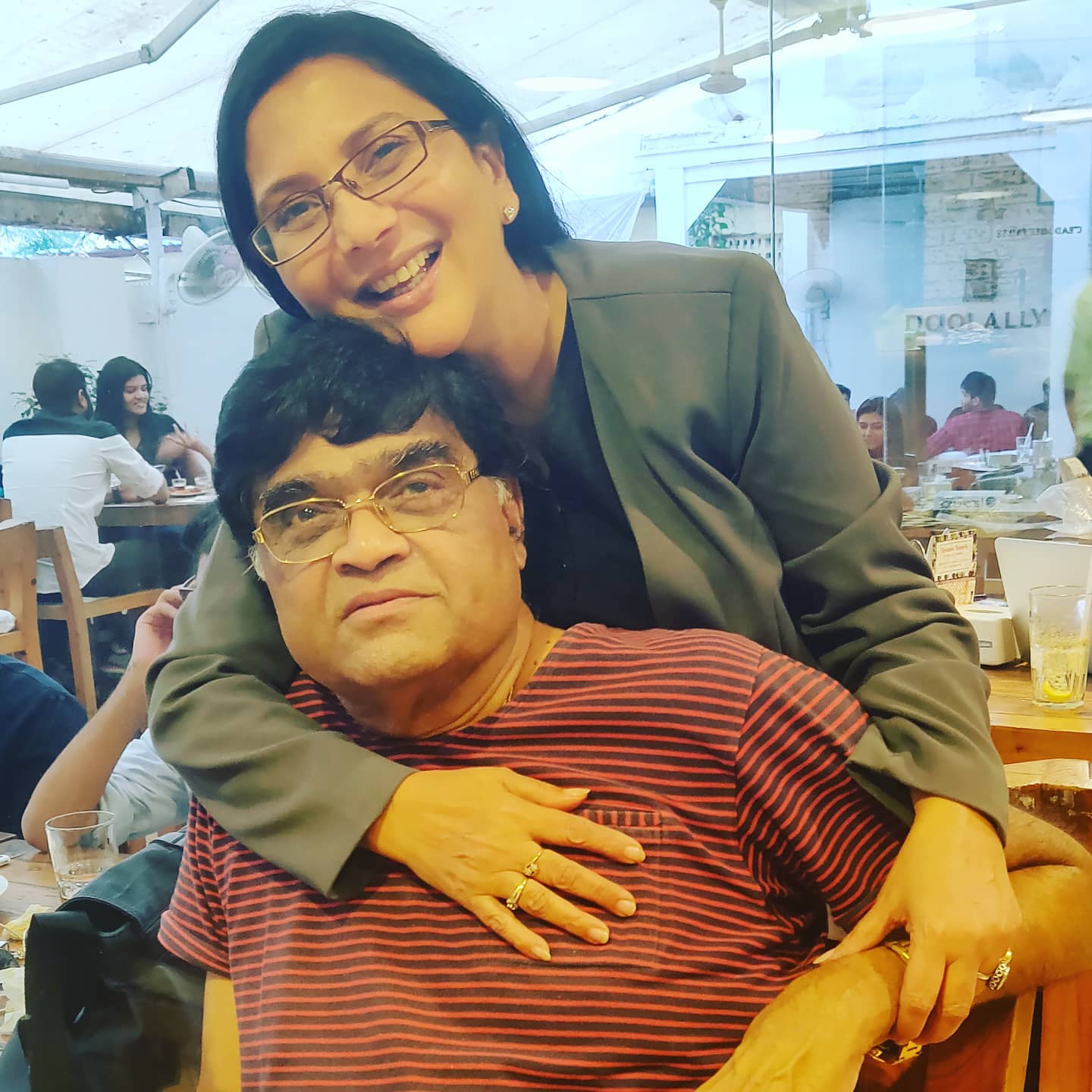 ashok saraf and nivedita saraf love story