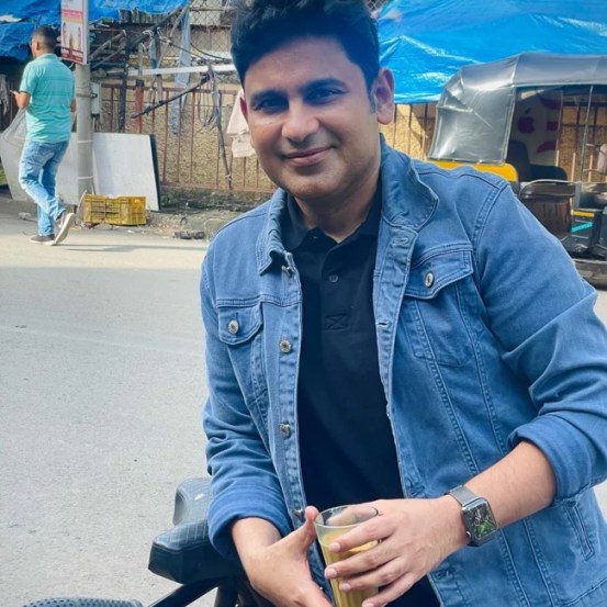 त्यांच्याकडे 88 लाख रुपयांची ऑडी Q7 आहे, जी ५.९ सेकंदात ०-१०० किमी प्रतितास वेग वाढवते.