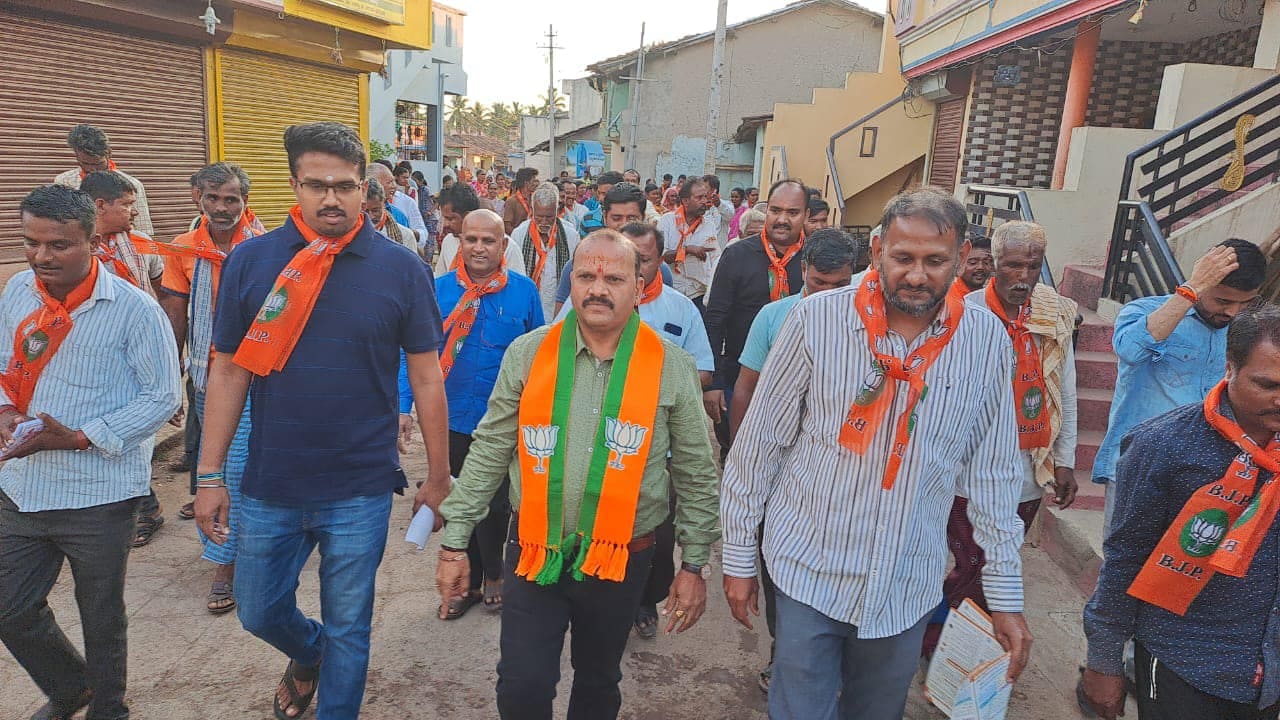 त्या दिवशी अनपेक्षितपणे ठराव आला आणि पारित केला गेला. मात्र, ती कार्यकर्त्यांची भावना होती- नरेंद्र पवार