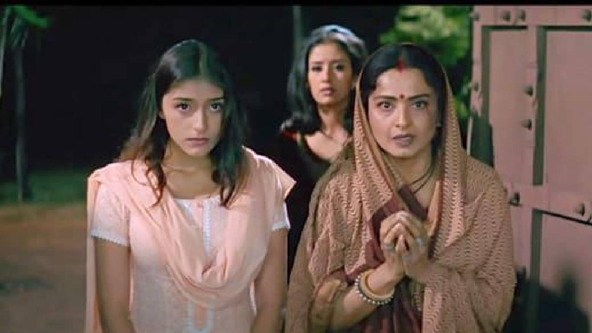 Rekha Slapped Actress So Hard During Lajja Shooting Actress Miss India Aarti Chabaria Tells She was Crying Badly 